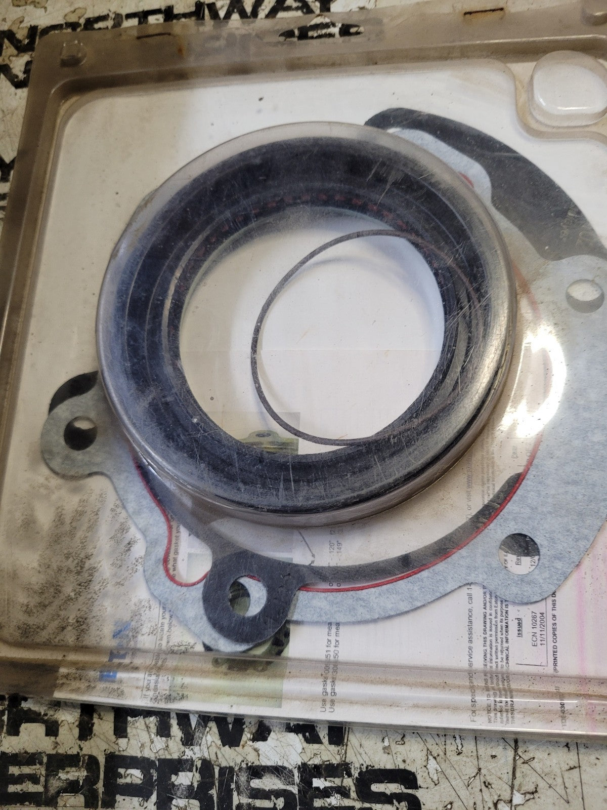 Eaton Fuller OEM K-2918 K2918 Transmission Rear Output Seal Kit