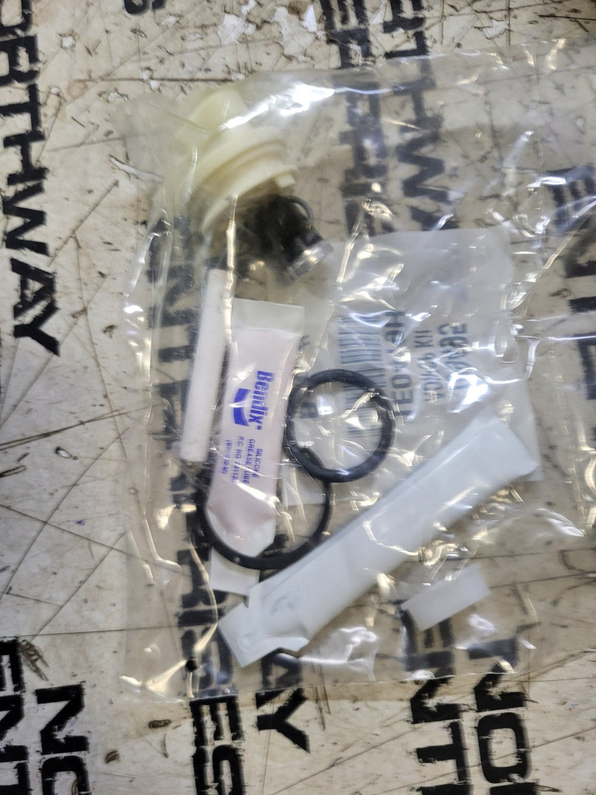 109495 BENDIX Air Brake Dryer Heater AD-IP, AD-SP AD-IS Air Dryer