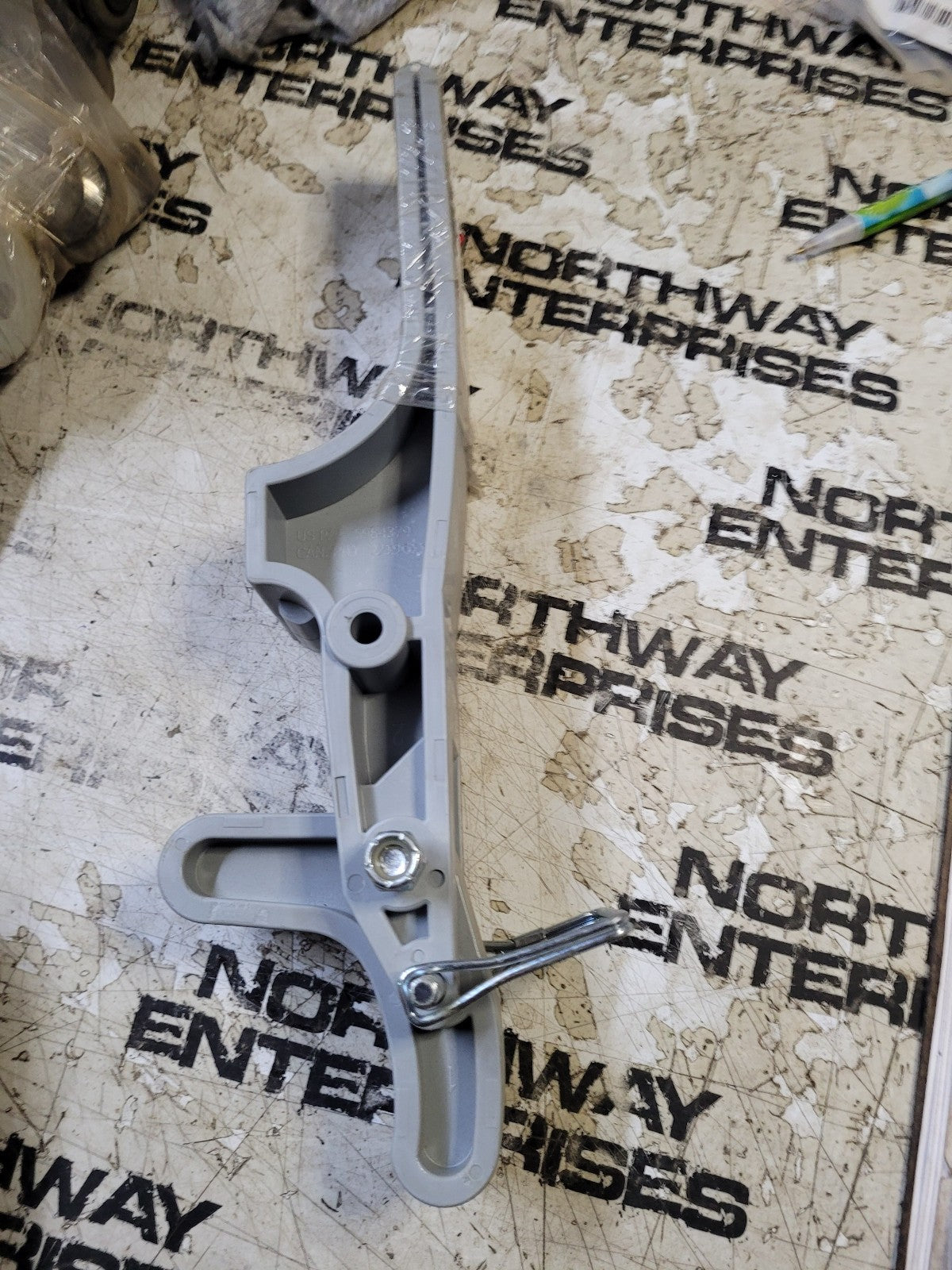 0001070301  Michel's tarp latch assembly for Select systems