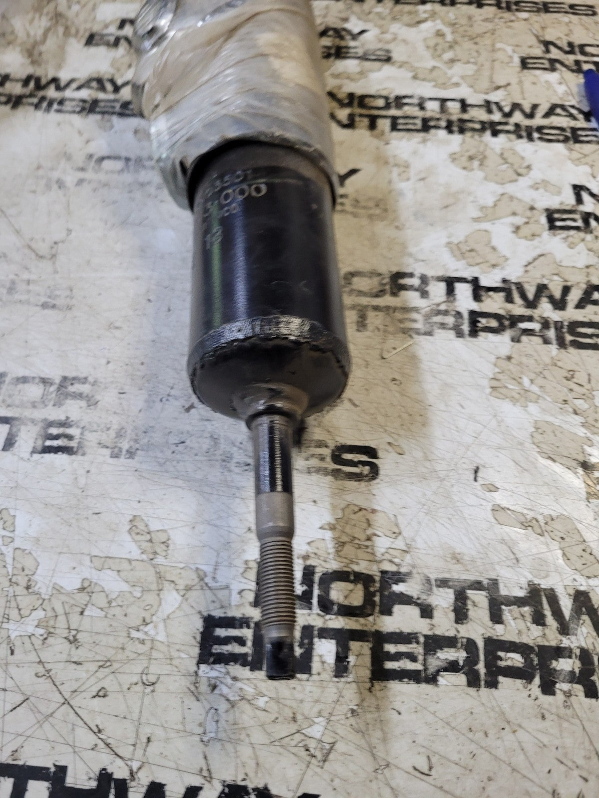 18-60773-000 Suspension Shock Absorber Shock Absorber for Freightliner