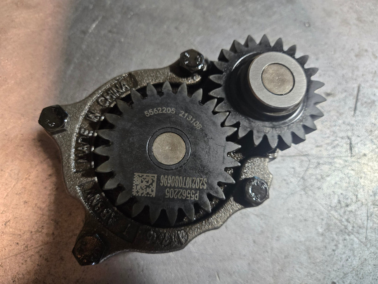 6.7L CUMMINS ETL 2023 ENGINE OIL PUMP 68447679AA 5562205