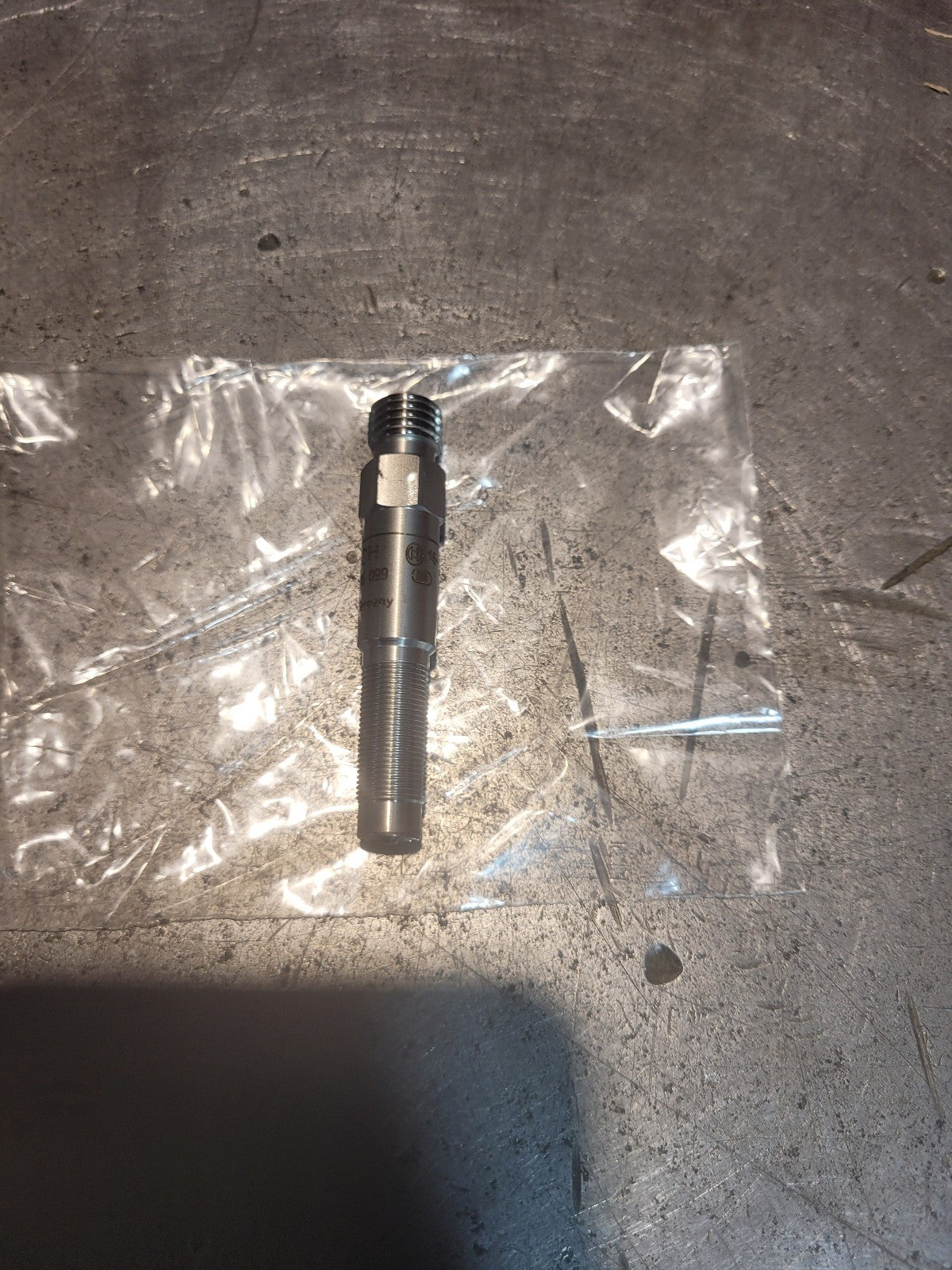 A4720700746 / 0281006099 Genuine Detroit Diesel Injector Valve OEM