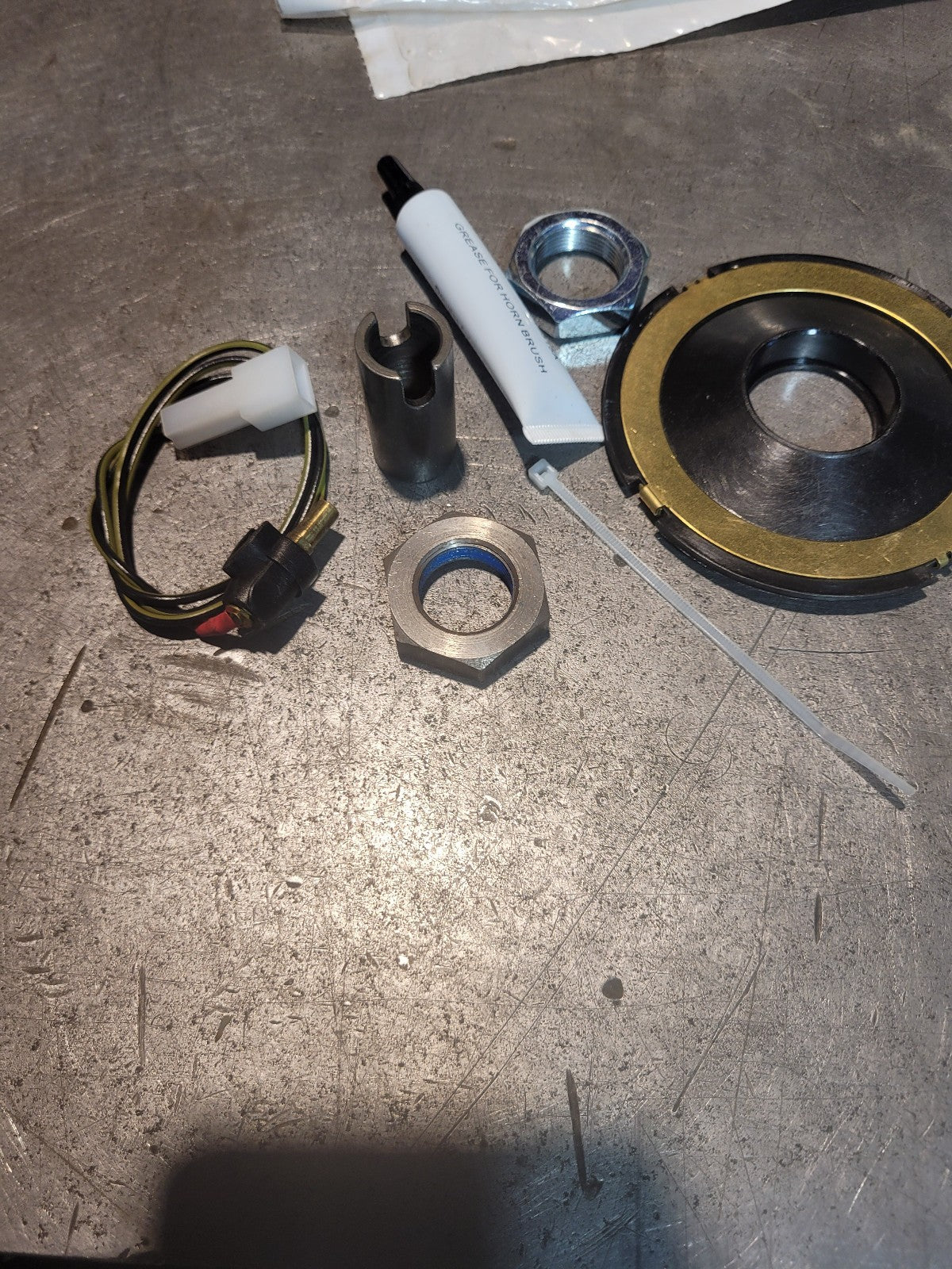 Douglas Autotech Corp DAC HBX2R - KIT,HORN BRUSH DACHBX2R