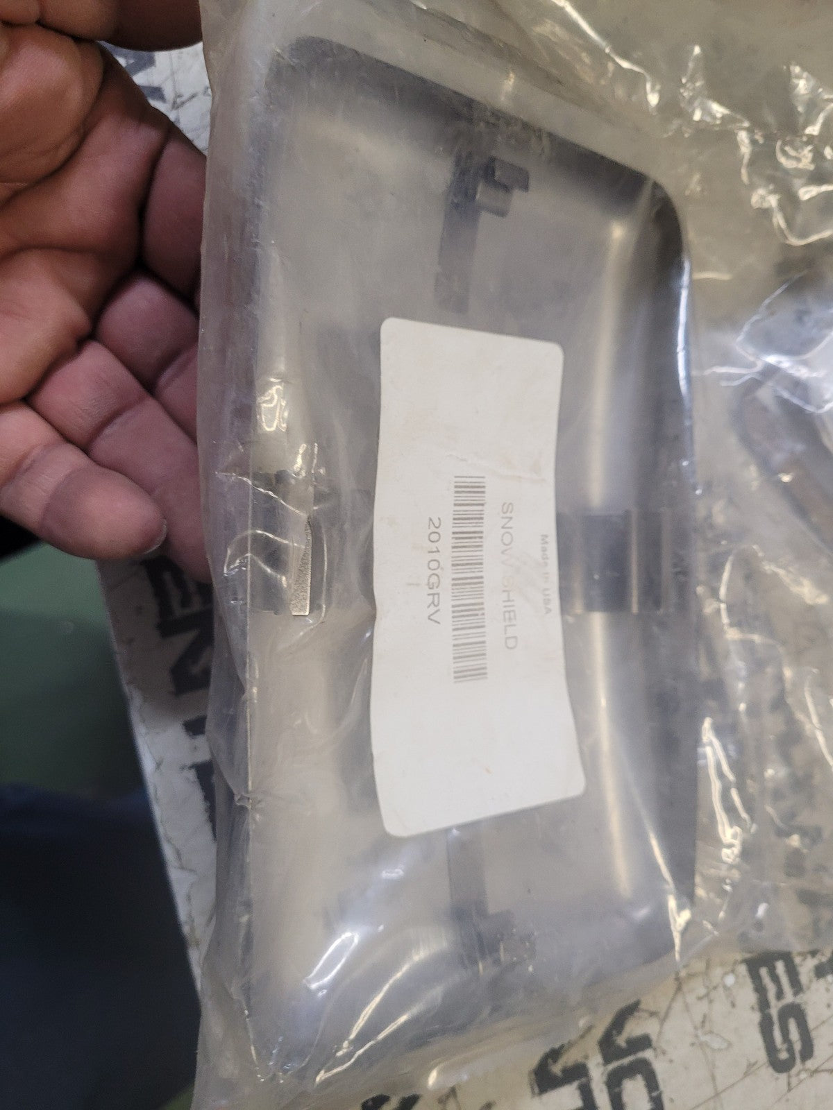KENWORTH 2010GRV CHROME PLATE WEATHER SNOW SHIELD RECTANGULAR HORN COVER