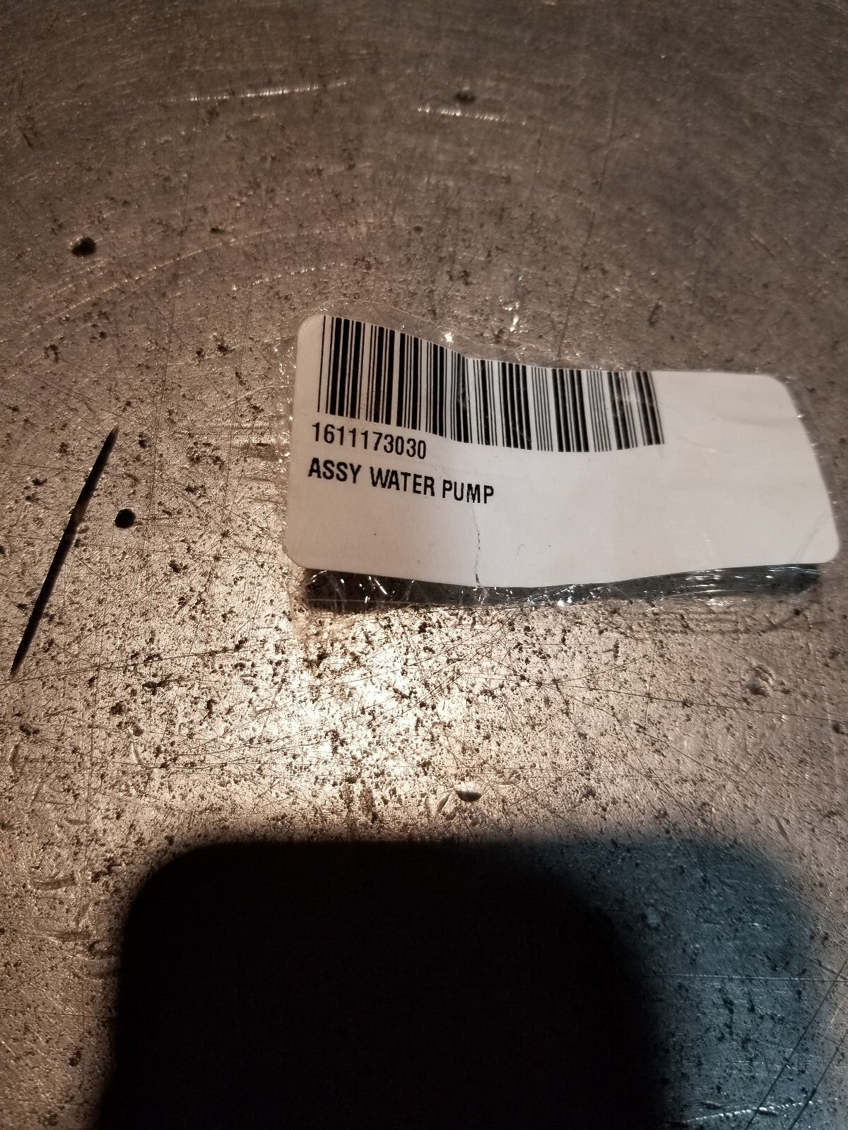 1611173030 16111-73030 Water Pump fits Kubota L295 L305