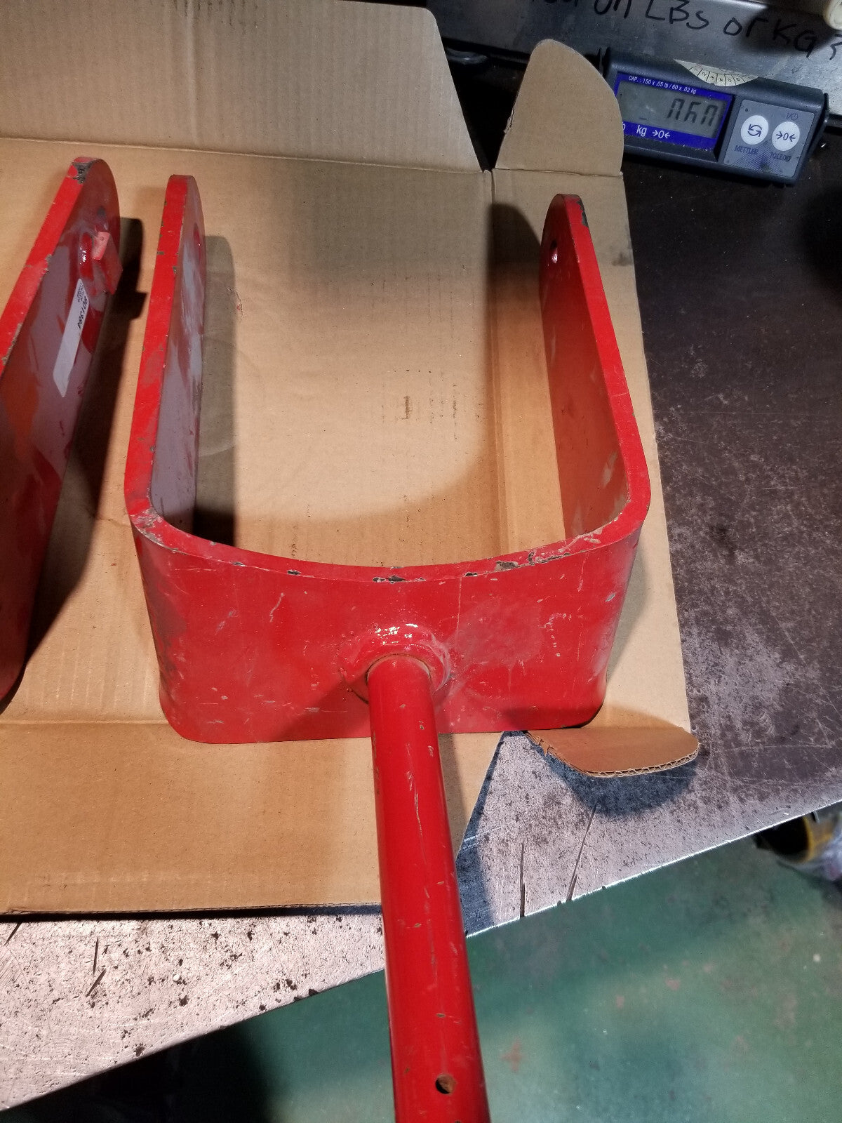 901384 CASTER YOKE