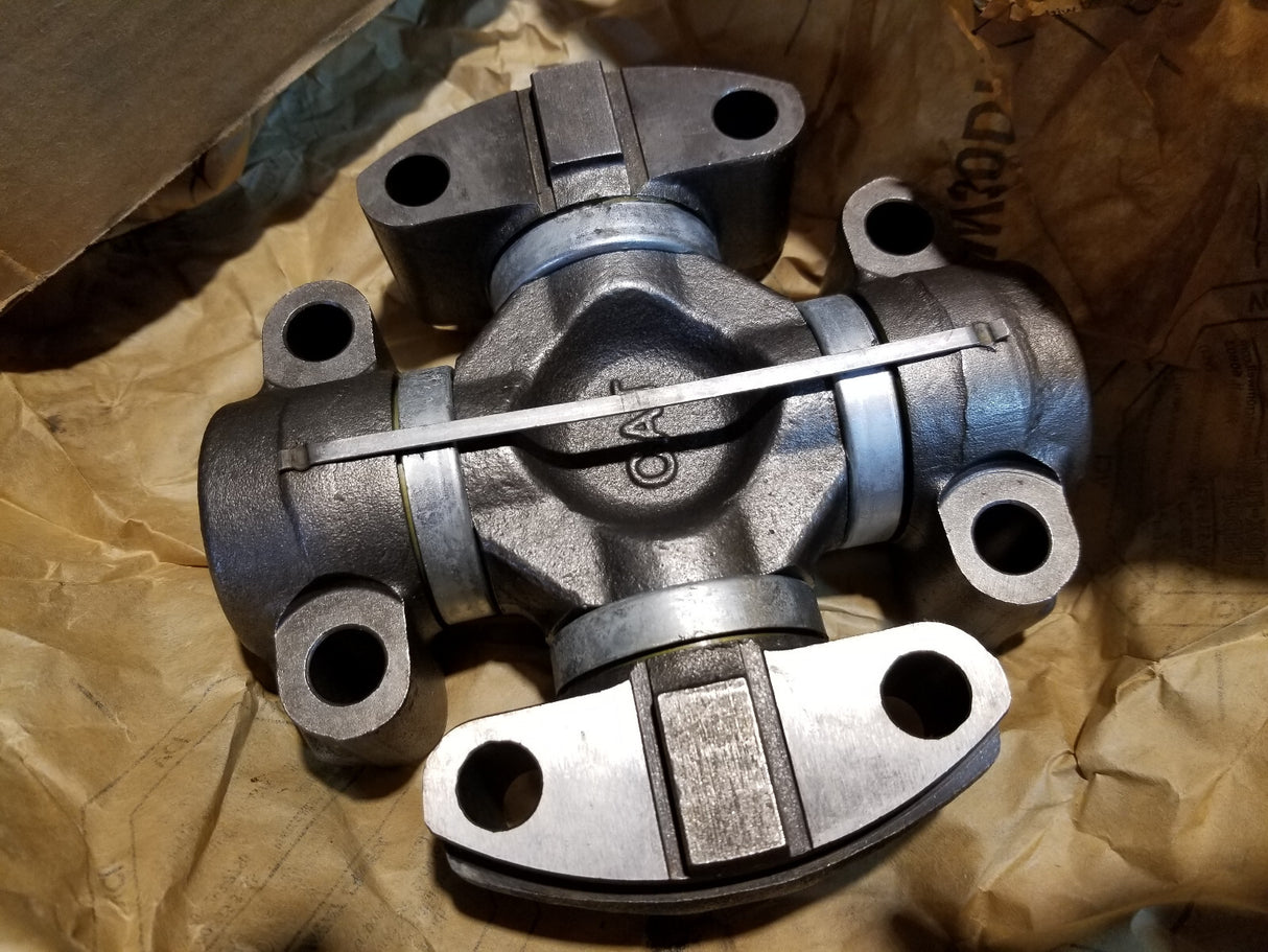 2T-3013 CATERPILLAR Genuine OEM Drive Shaft Spider Assembly UJOINT