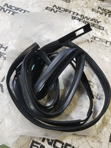 V0621-33910 KUBOTA RUBBER SEAL REPLACED BY V0621-33912 RUBBER(GLASS RUN,LH