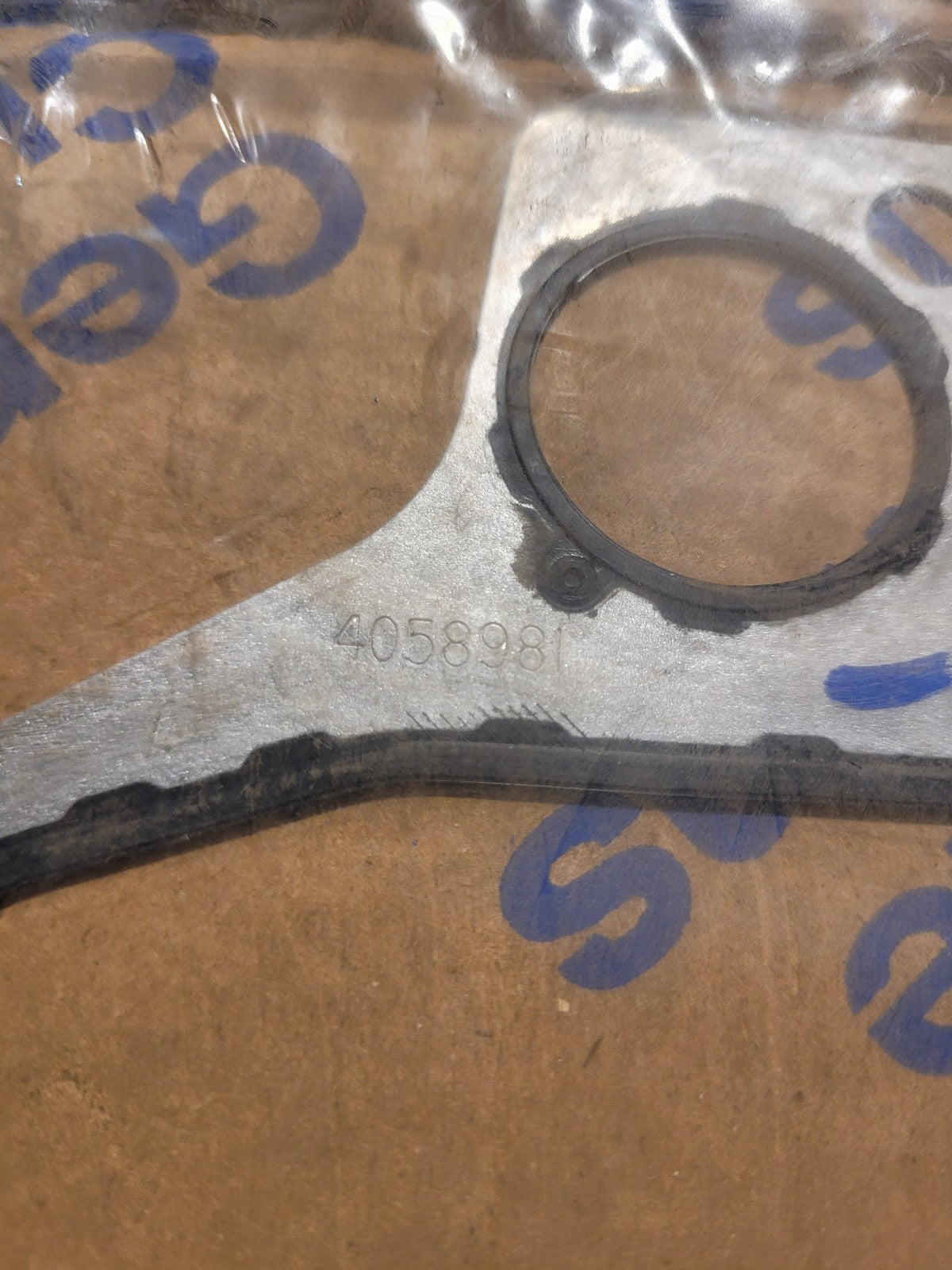 4058981 CUMMINS VALVE COVER GASKET N14