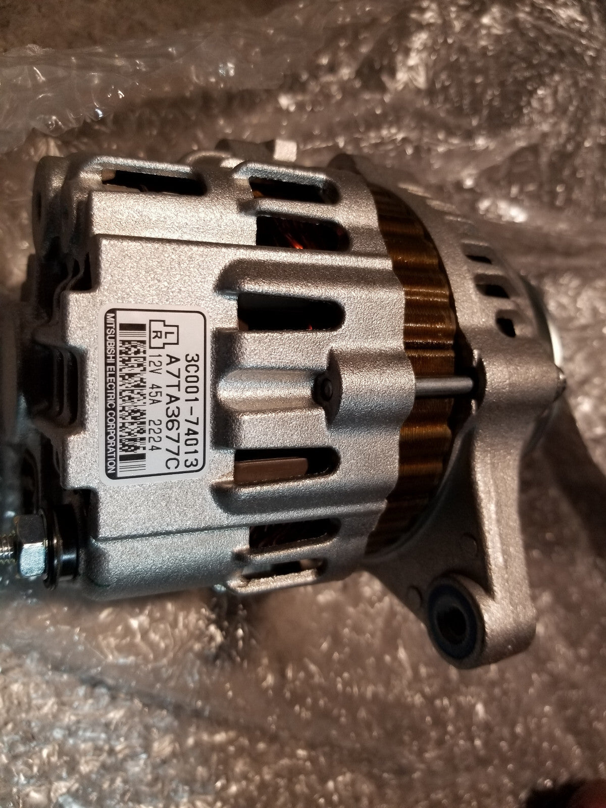 3C001-74013 GENUINE KUBOTA ALTERNATOR