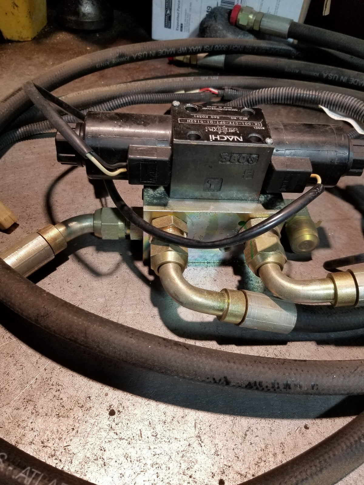 L39 TRACTOR TL1000 TL1715 HYDRAULIC VALVE 7J800-7110 SK-G01-C7Y-GPT-D1-5162H