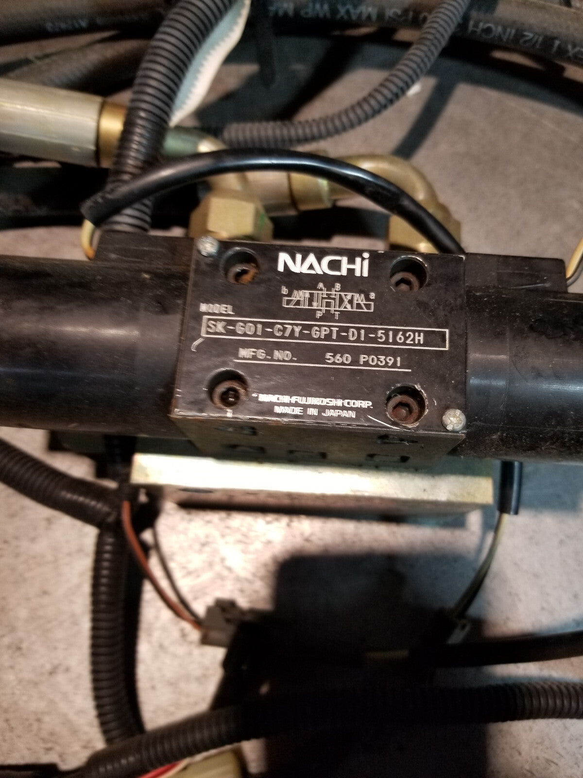 L39 TRACTOR TL1000 TL1715 HYDRAULIC VALVE 7J800-7110 SK-G01-C7Y-GPT-D1-5162H