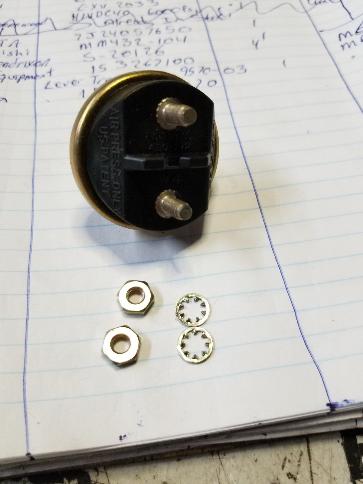BE13250 HALDEX STOPLIGHT SWITCH