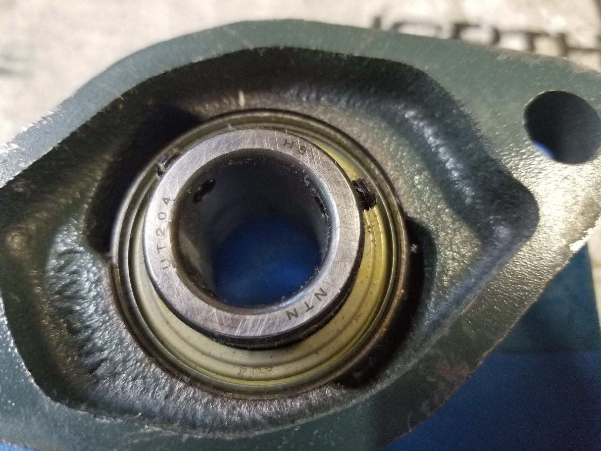 FL204D1 Flange-Mount Housing - Two-Bolt Flange, Solid Housing, Cast Iron, Uncoat