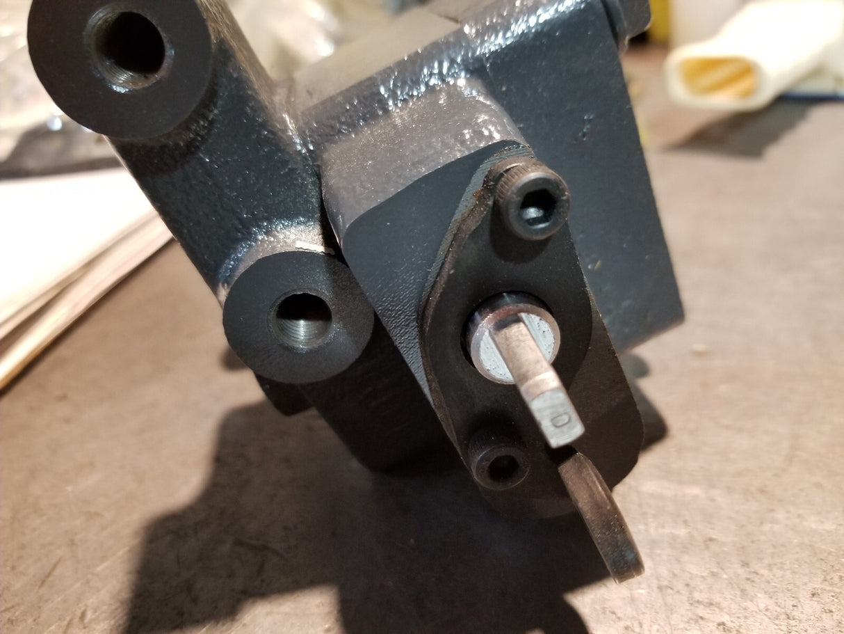 Kubota valve kit for Kubota front mower F2260, F2560, F2560E, F3060, F3560