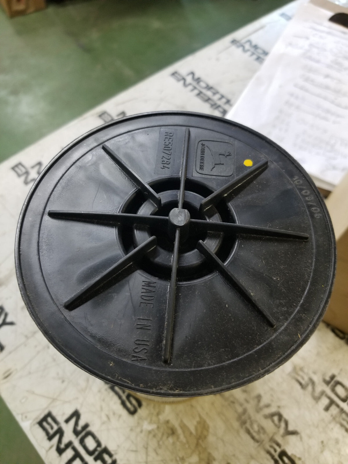 RE507284 JOHN DEERE FUEL FILTER