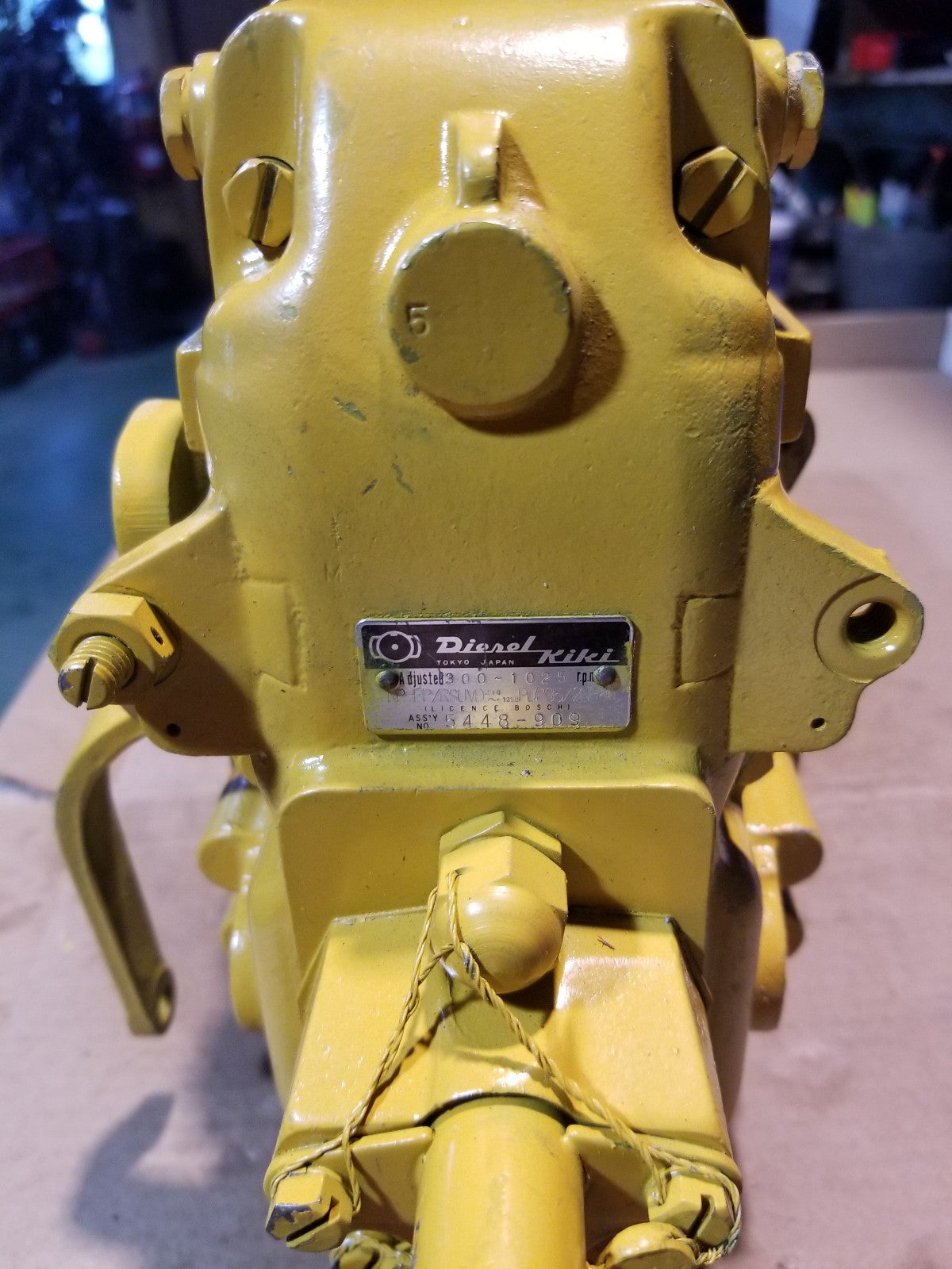 6127-71-1030 6672-413 6067-806 9KD873259 DIESEL INJECTION PUMP