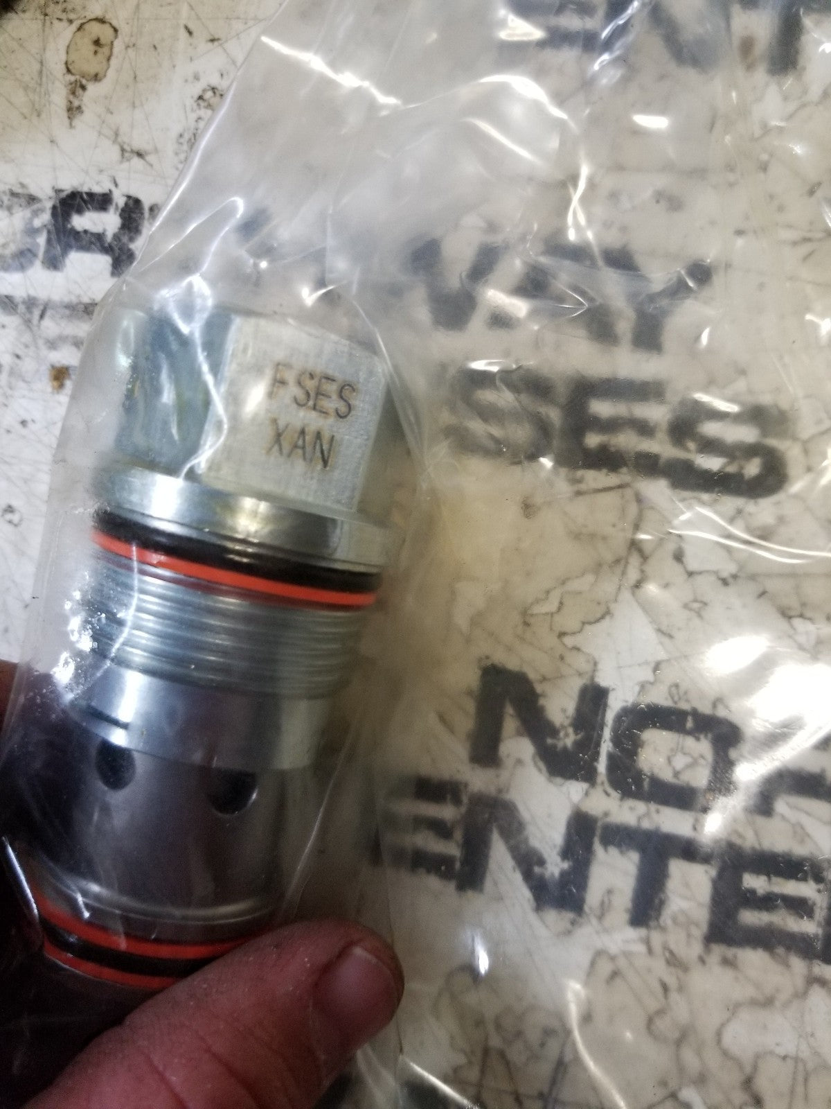 FSES-XAN SUN HYDRAULICS FSESXAN PRESSURE RELIEF VALVE