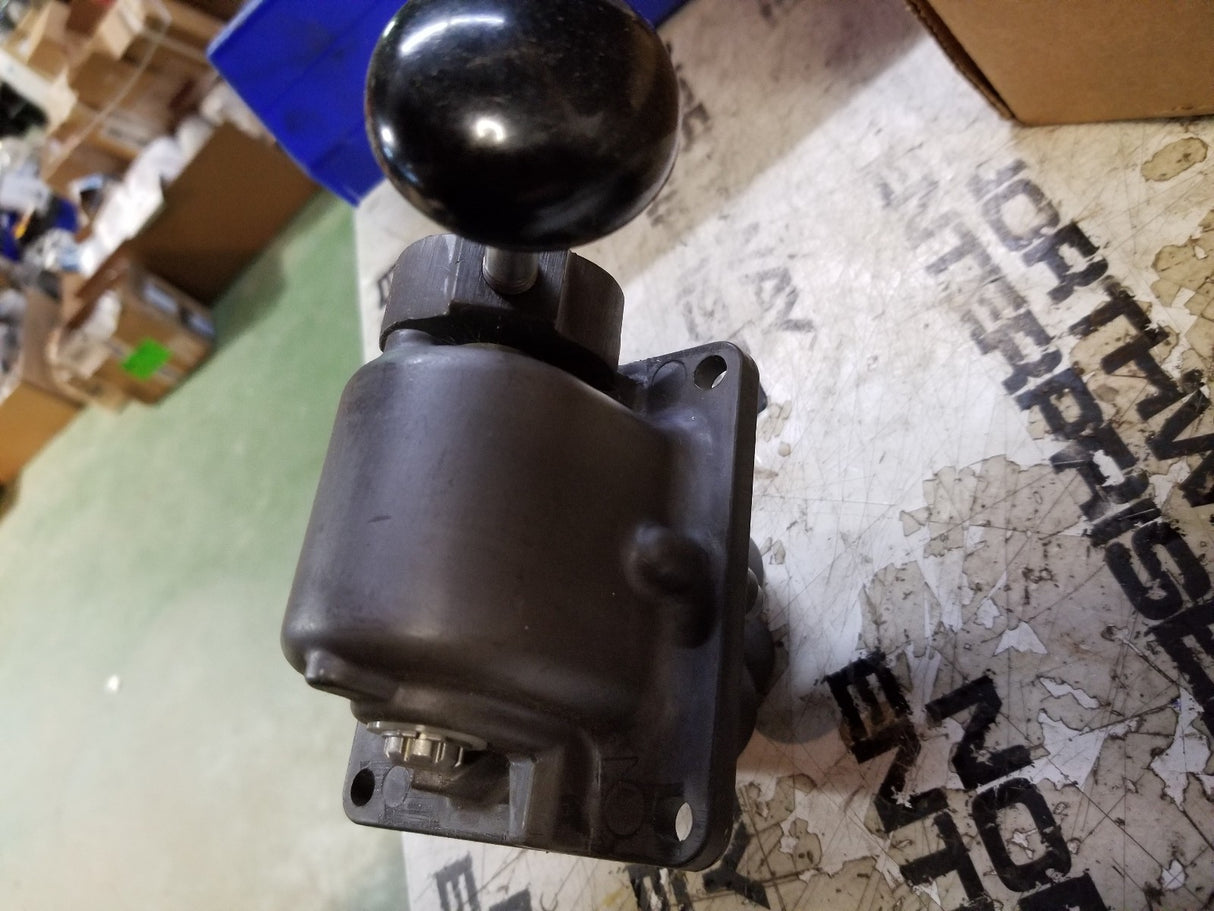 R431005017 PILOT AIR VALVE 2HA-2Y REXROTH