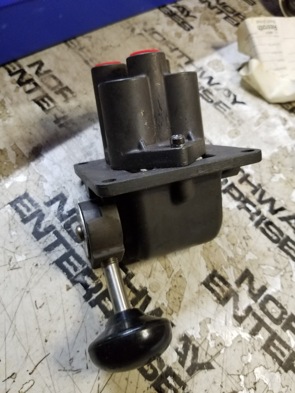R59340-1 2HA-2YA PILOT AIR VALVE REXROTH
