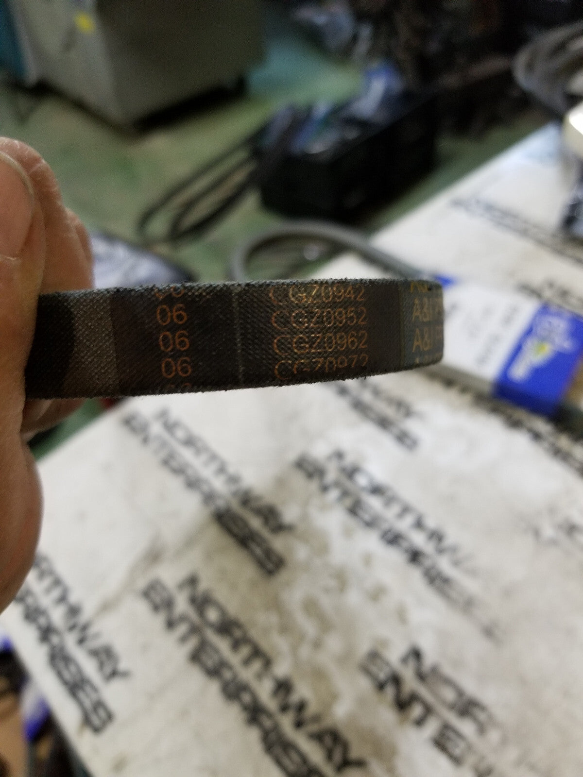 LOT OF 2PC - B38K-5L410K B38K v belt is a 5/8'' wide X 41'