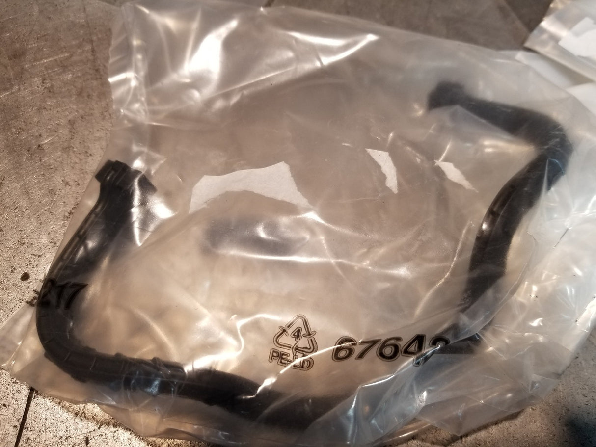 LARGE LOT OF VOLVO D13 D11 ENGINE REBUILD PARTS KIT 21515329 20850815 20584639