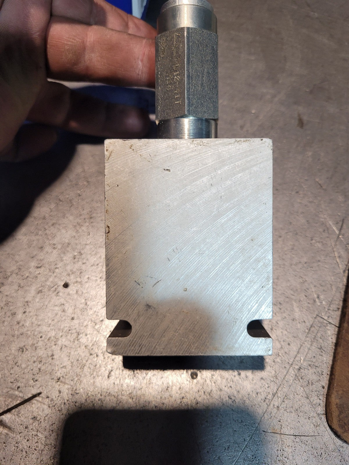 PD10-41T-8T-N-M14 HYDRAFORCE 5261164 PILOTED 3-WAY