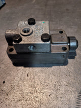 A-5000 19470 1648162C91 Transmission Slave Air Valve For Eaton Fuller