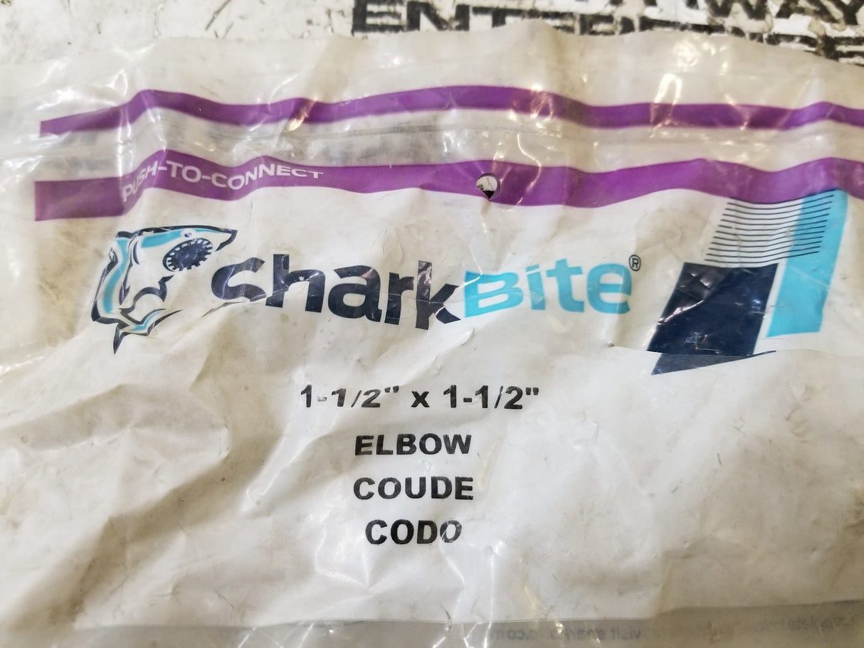 UXL0241 SHARKBITE Brass 1-1/2" X 1-1/2" 90 Degree Elbow