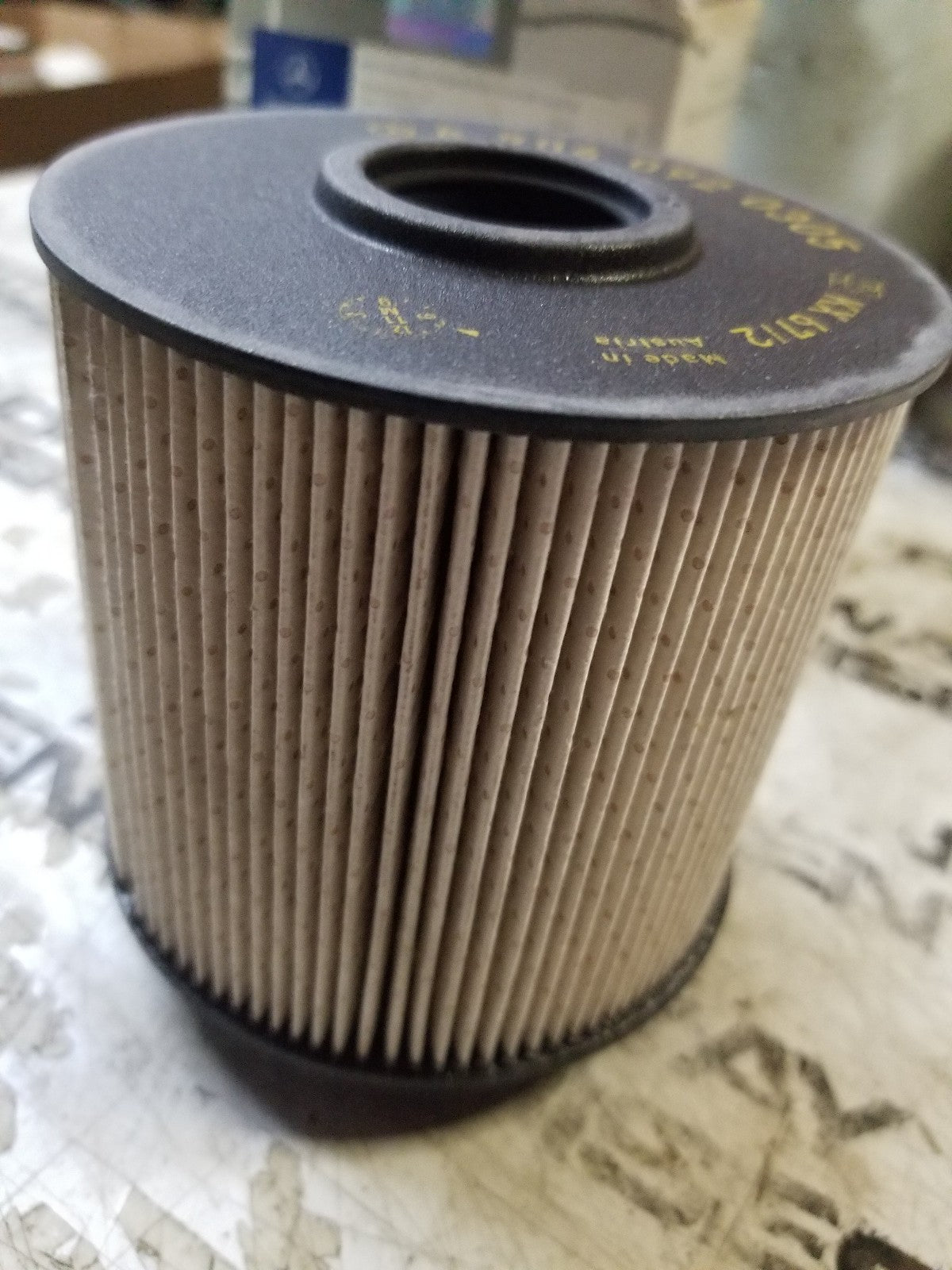 Genuine Mercedes-Benz Fuel Filter A 000 090 15 51 / A 906 092 03 05