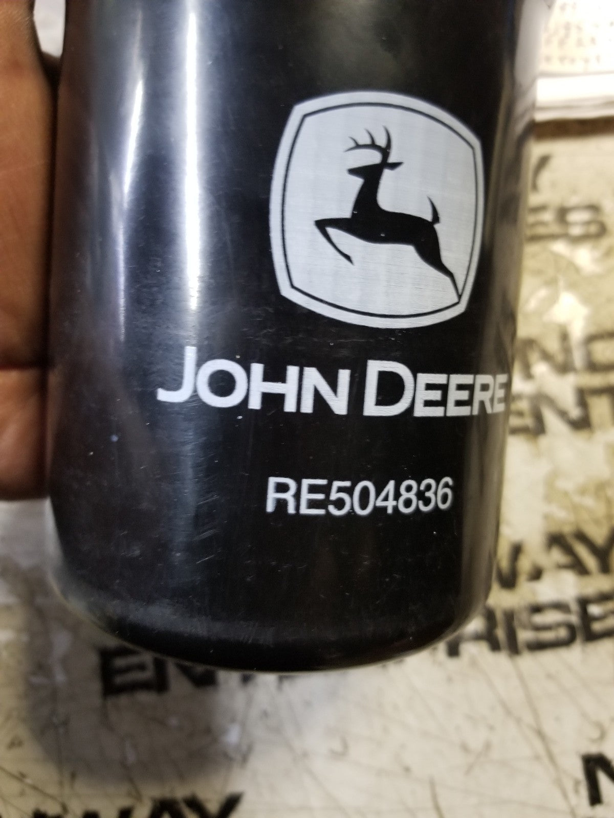 RE504836 JOHN DEERE ENGINE OIL FILTER