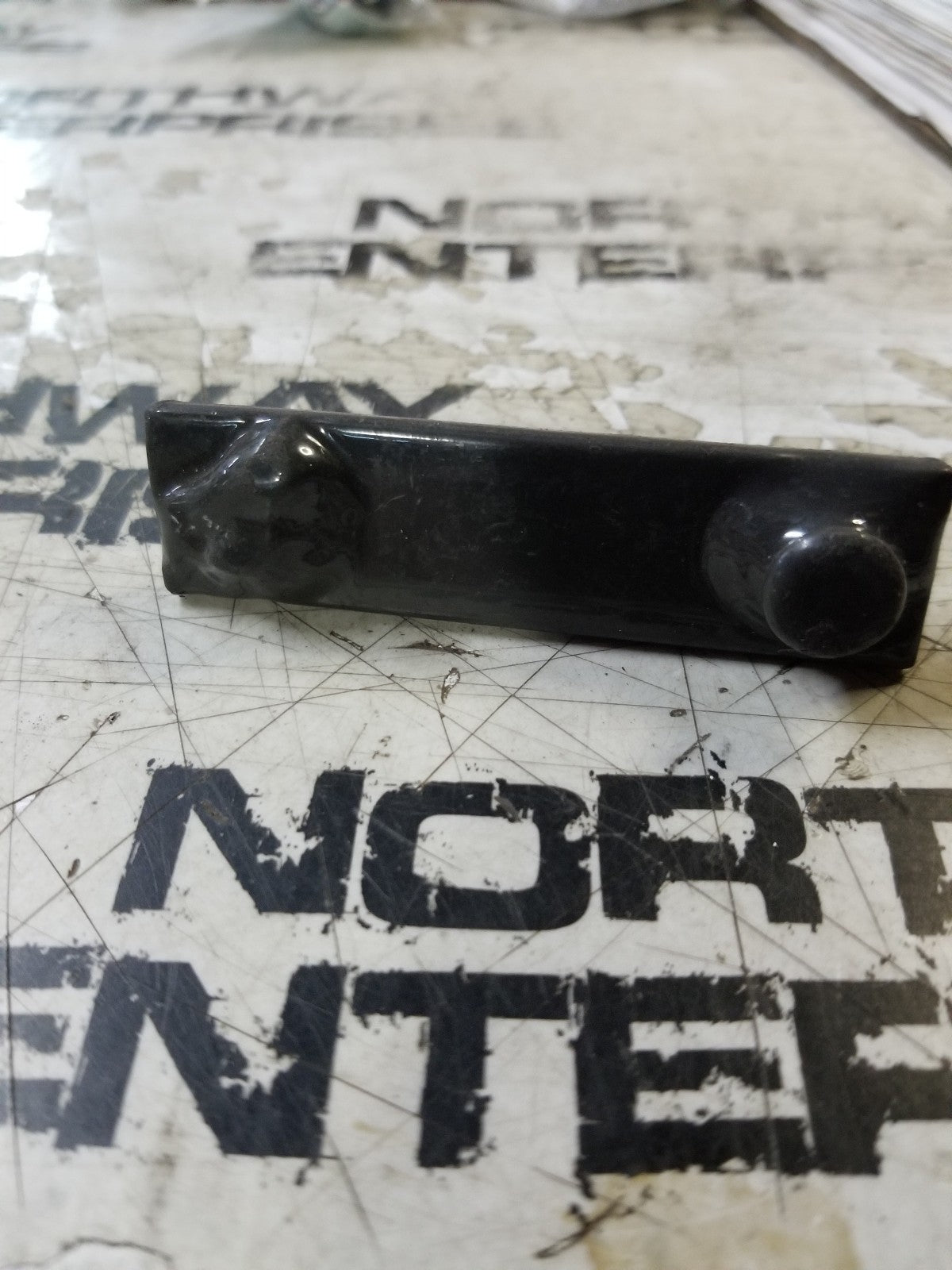 K1211-42050 Kubota speed change plate