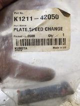 K1211-42050 Kubota speed change plate