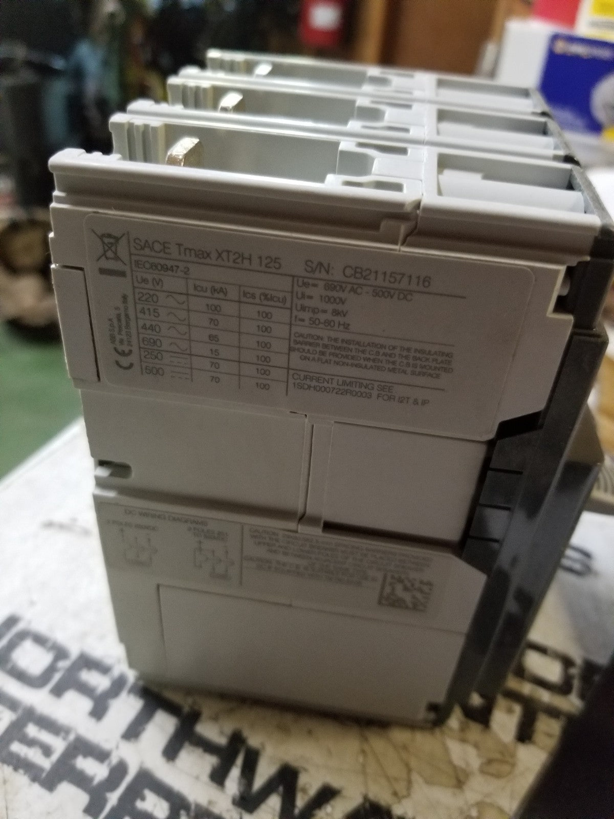 ABB SACE TMAX XT2H 125 1SDA0747991R 90A CIRCUIT BREAKER 	8015644794767