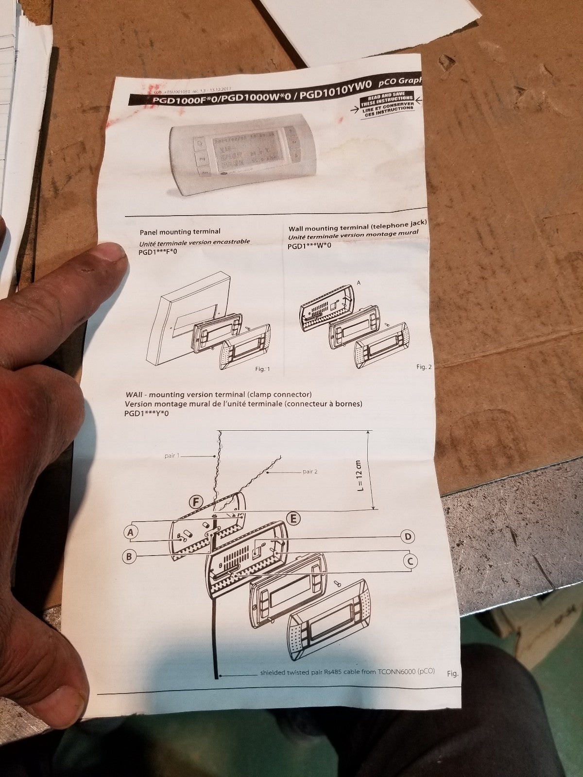 PGD1000F00 Built-in or panel mount monochromatic LCD graphic terminal