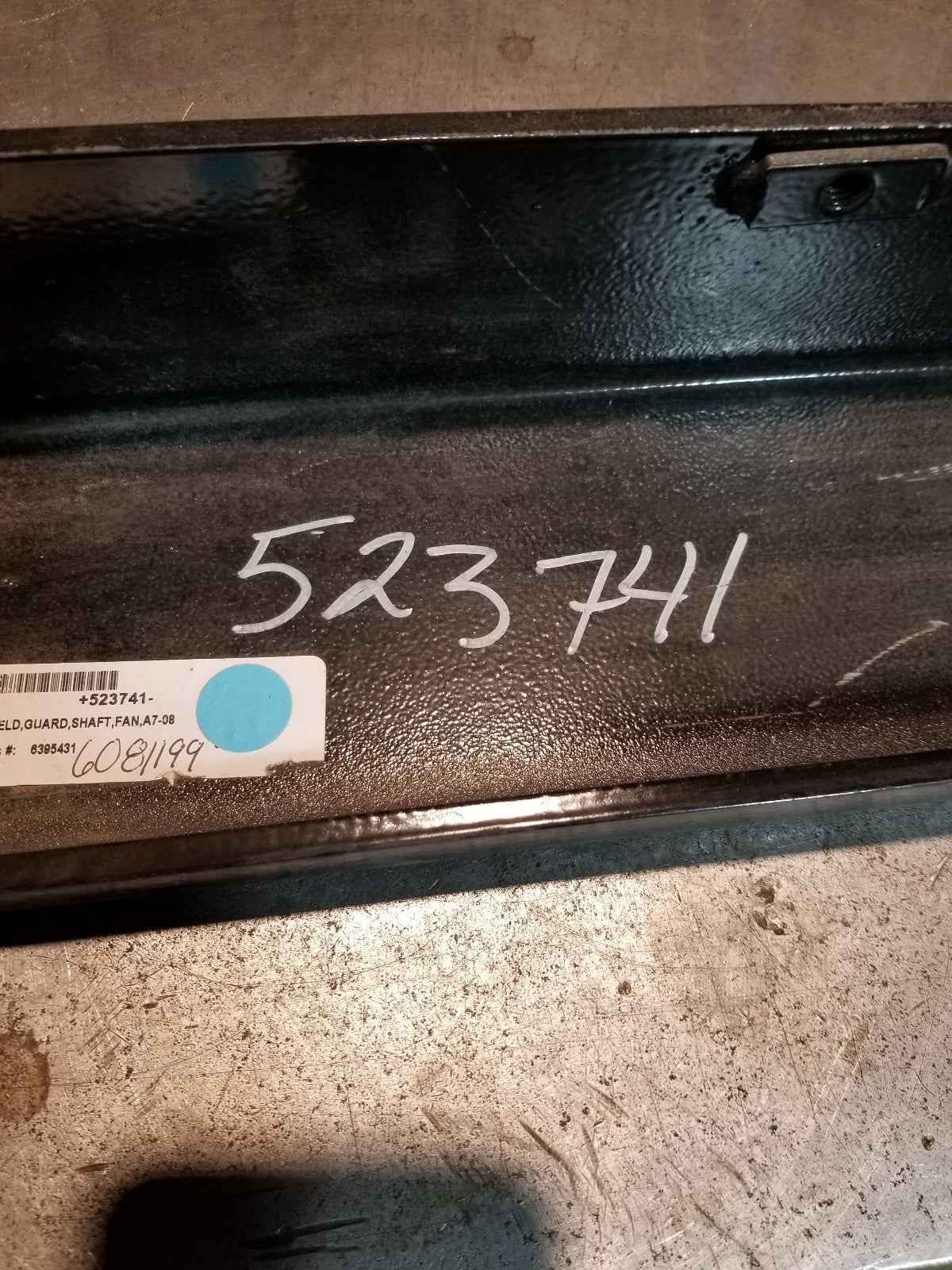 523741 Schwarze WELD GUARD SHAFT FAN A7-08