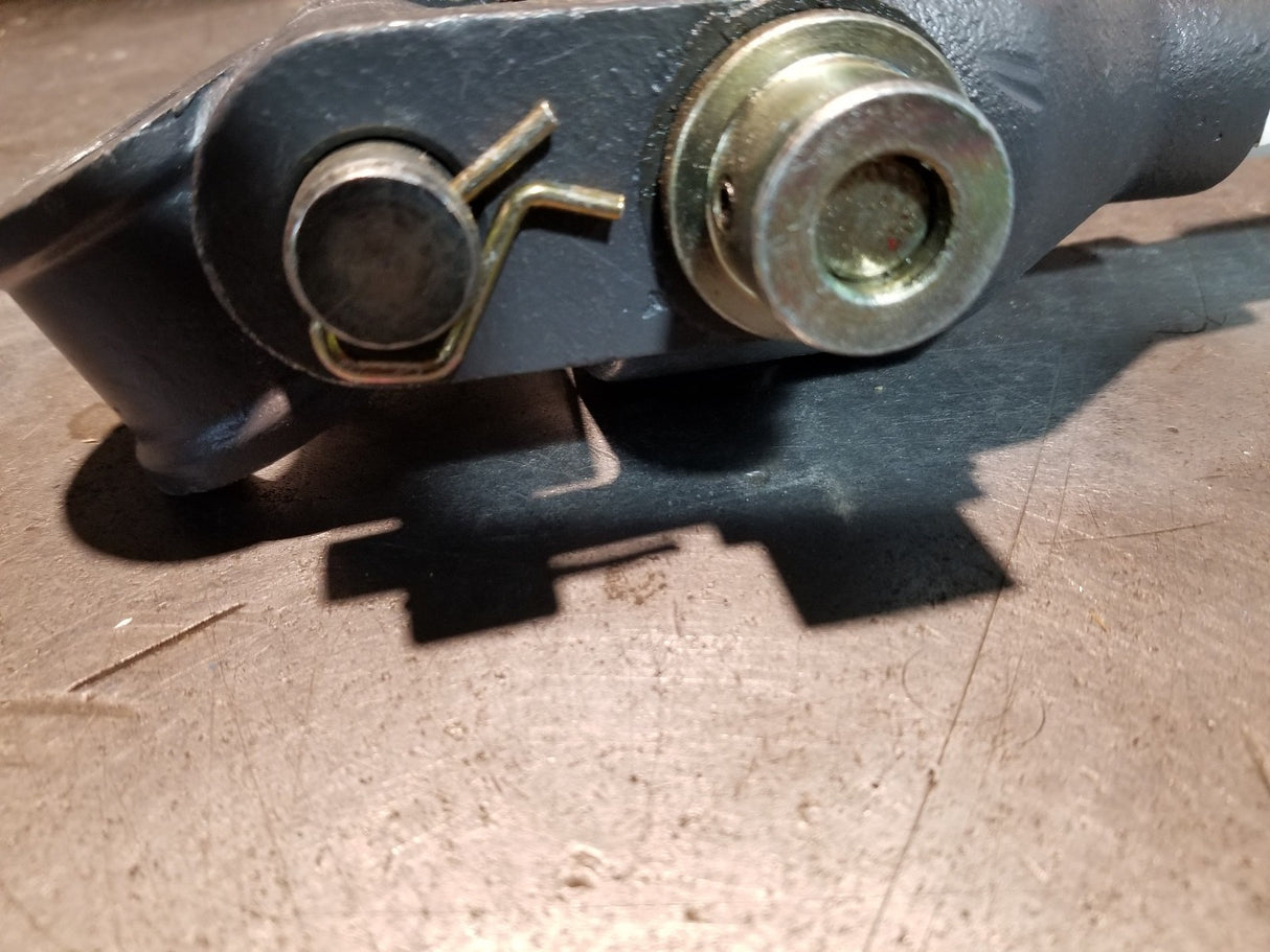 1864977M92 RH Level Box Assembly Fits Massey Ferguson 50E 175 185 265