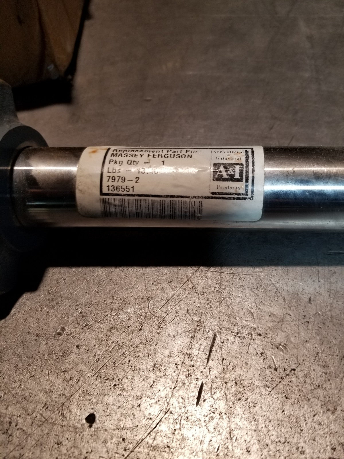 Spindle (RH/LH) A-508571M92 A&I PRODUCTS
