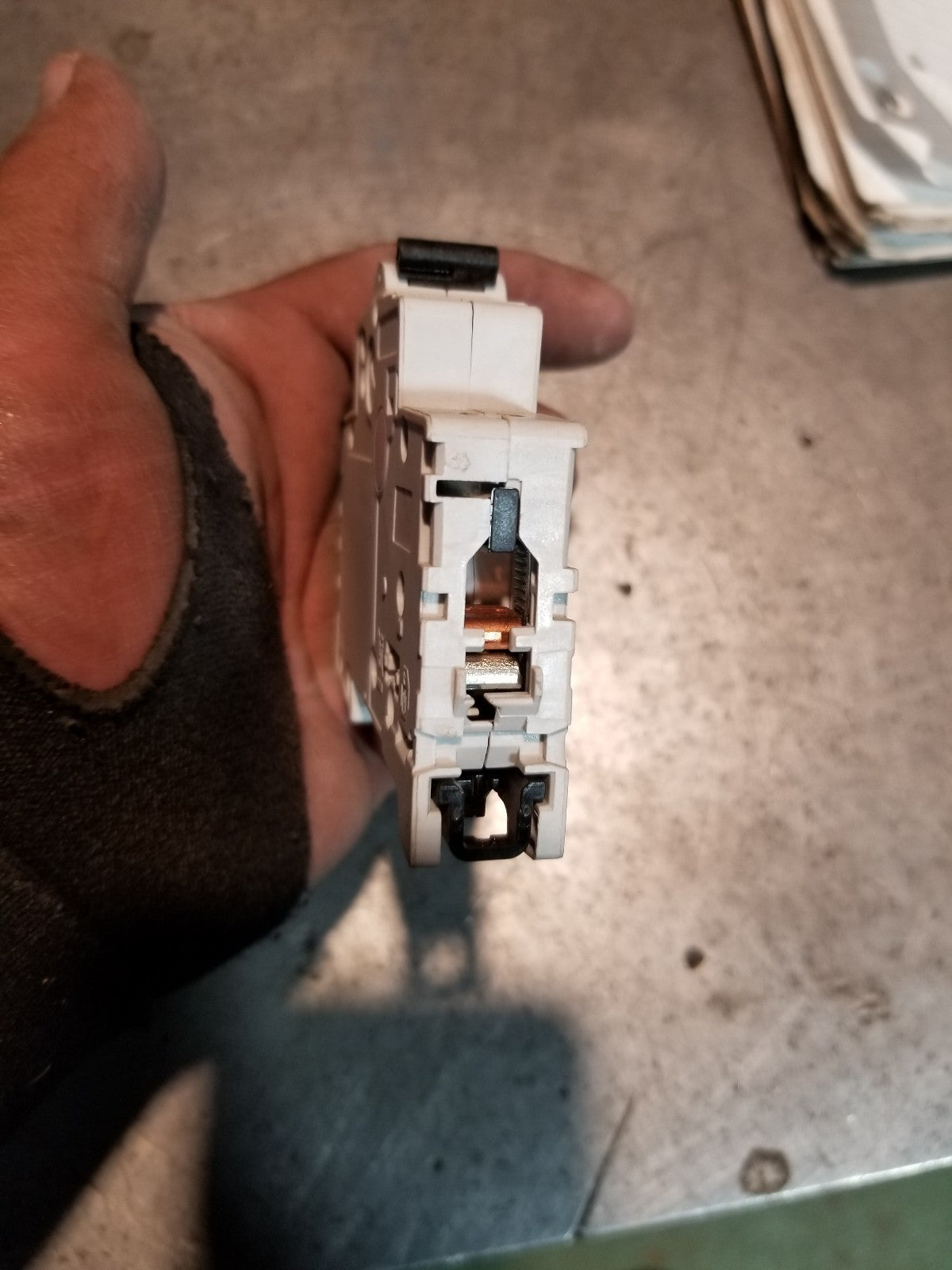 ABB s201-c4 Circuit Breaker, 230-400V, 1 Single Pole