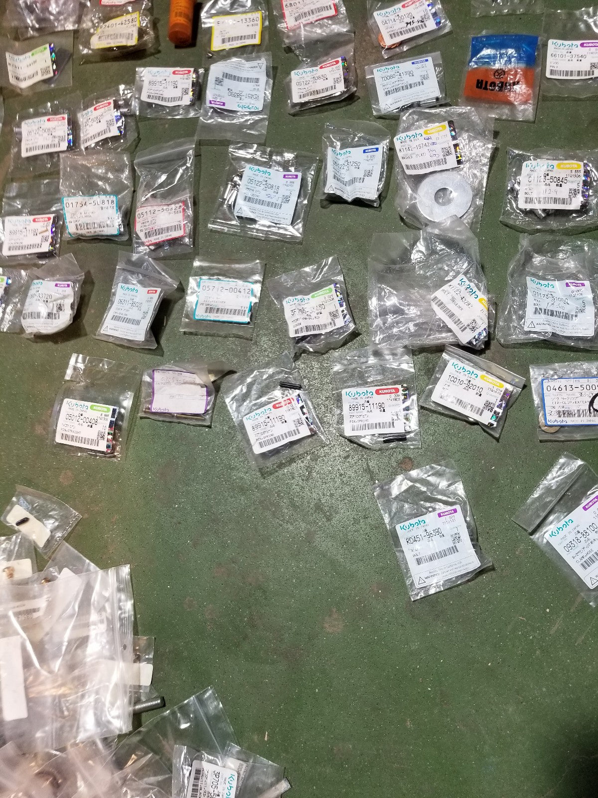 KUBOTA BULK BOX LOT 2 LARGE LOT OF MISC KUBOTA PARTS BOLTS SEALS ECT