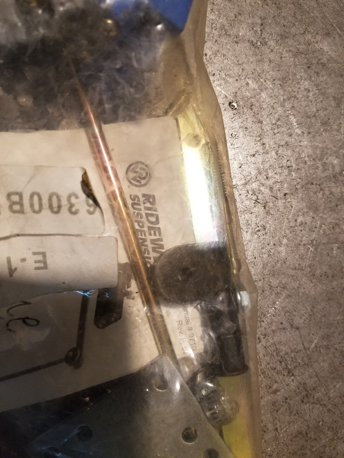 Euclid E12525 Height Control Valve, 3/8 Fitting, With Linkage E-12525