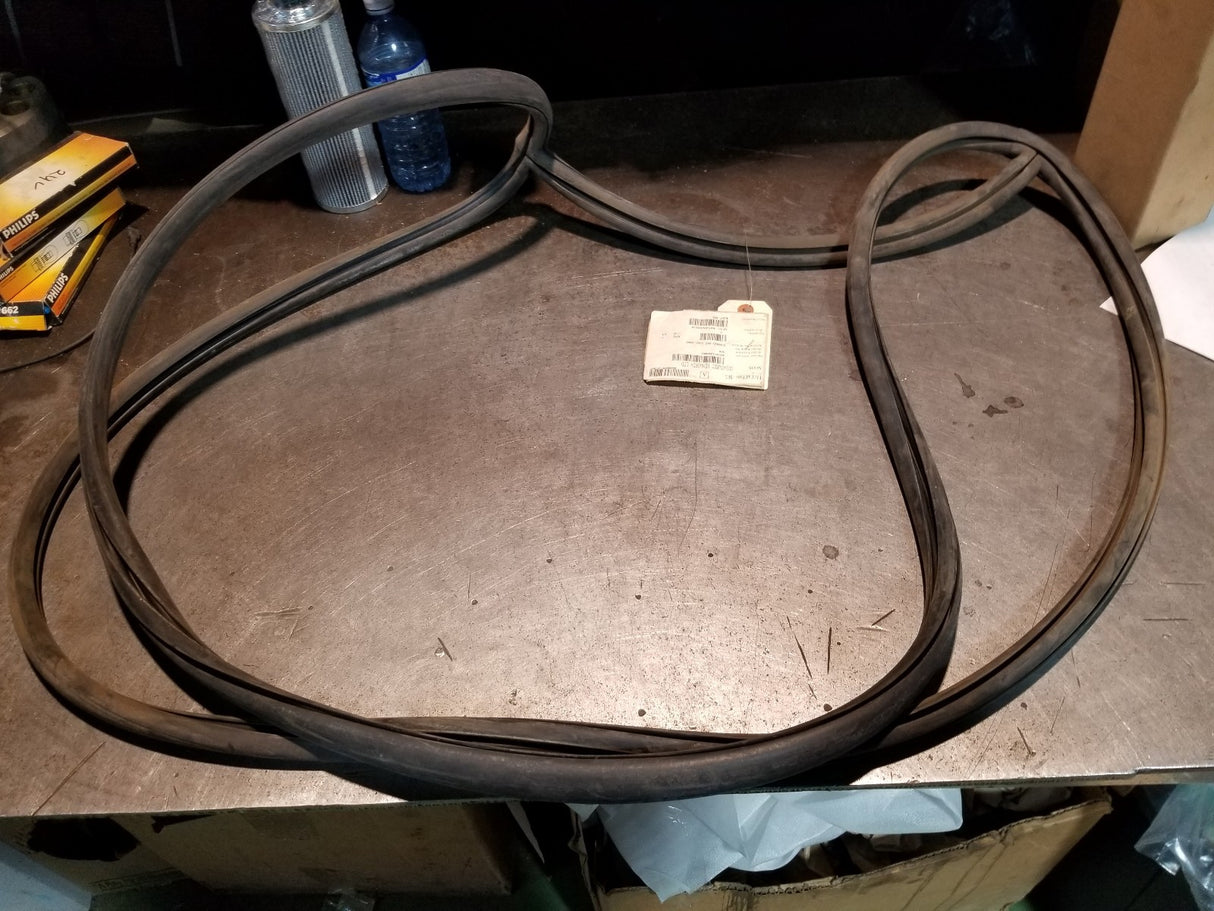 K207-952 KENWORTH WINDSHIELD SEAL