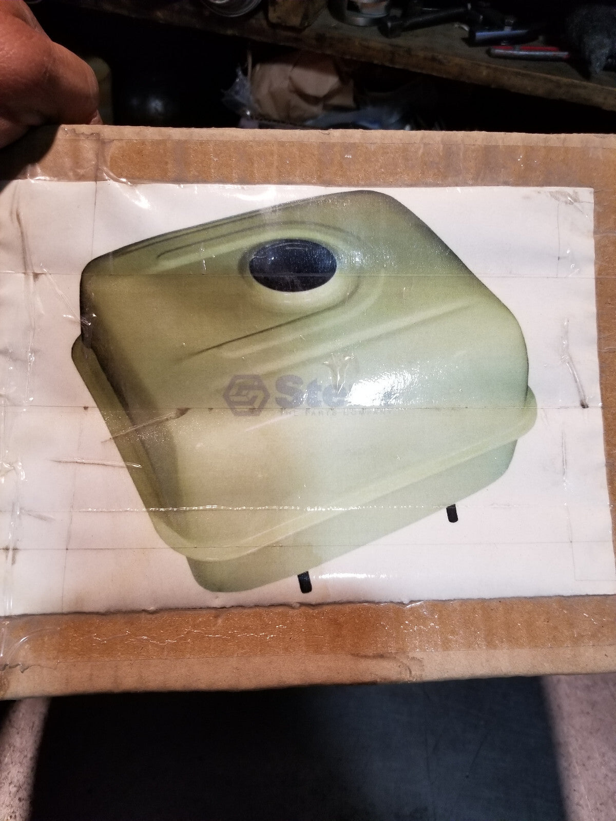 Stens 125-568 Fuel Tank, Fits Honda: GX240, GX270, GX340 and GX390, 6.5 L