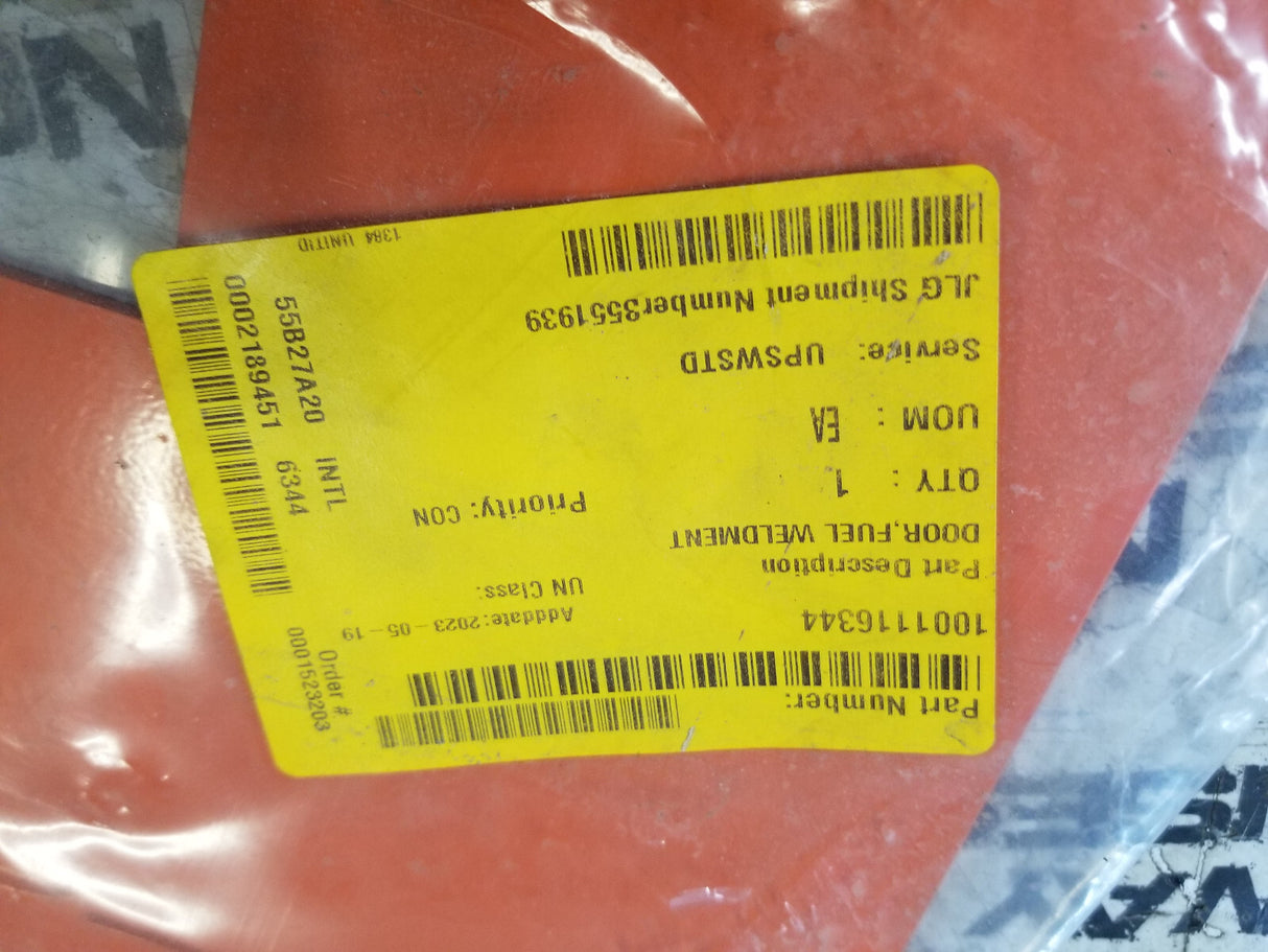 JLG DOOR,FUEL WELDMENT 1001116322