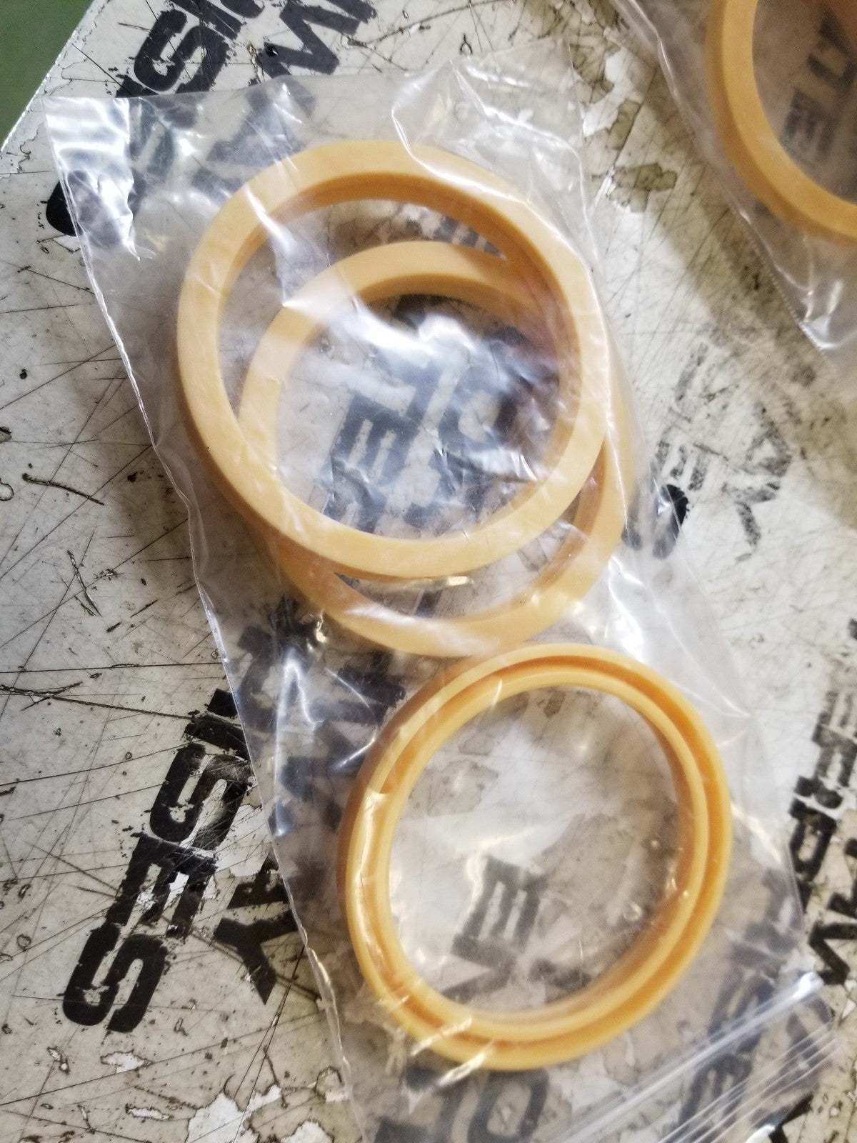 10 BAGS OF 3 SEALS (30 SEALS) 5001096-PTS 5001096 PONY ROD PACKING KIT TULSA