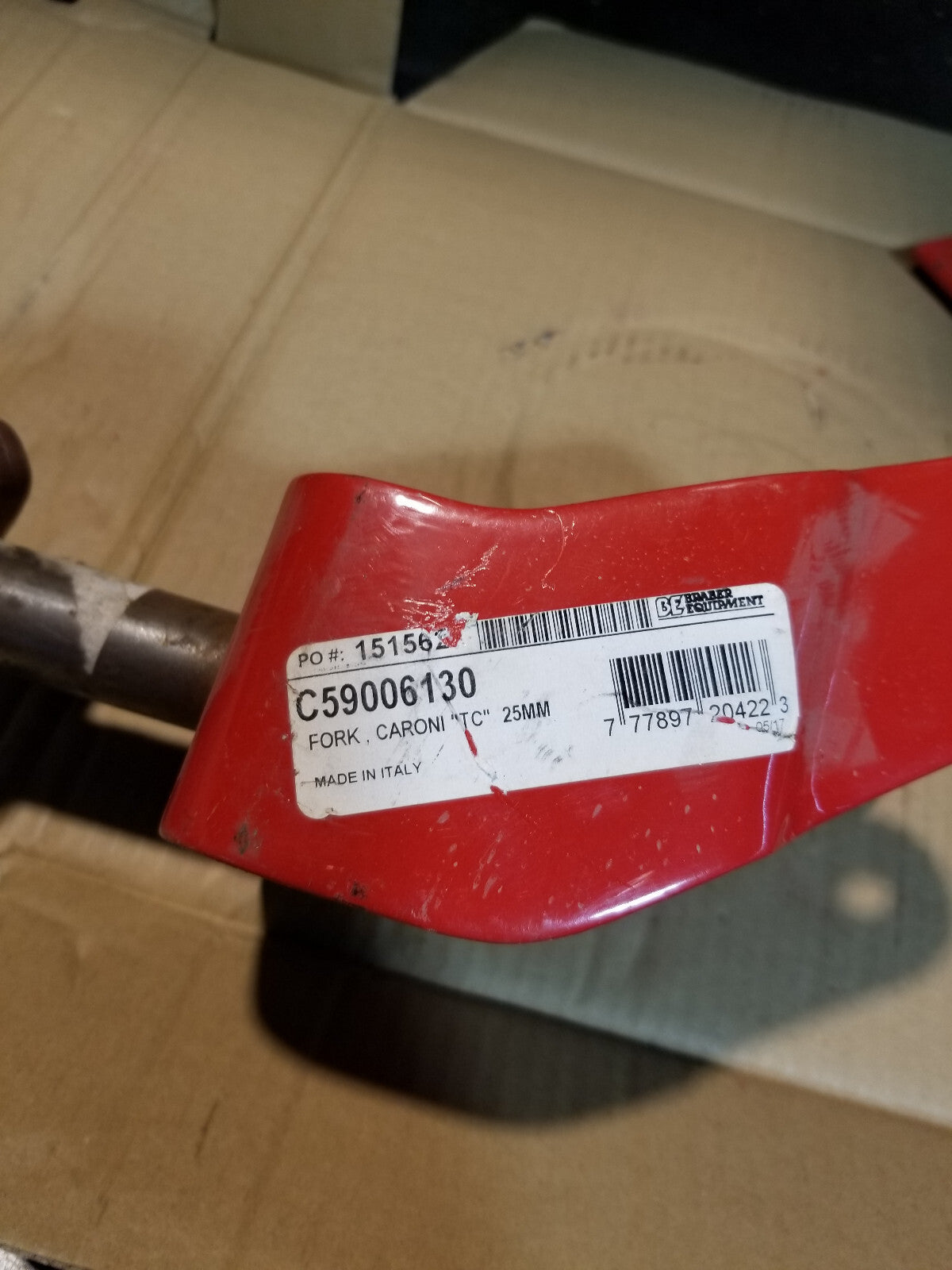 9J107 C59006130 BRACKET 8J099