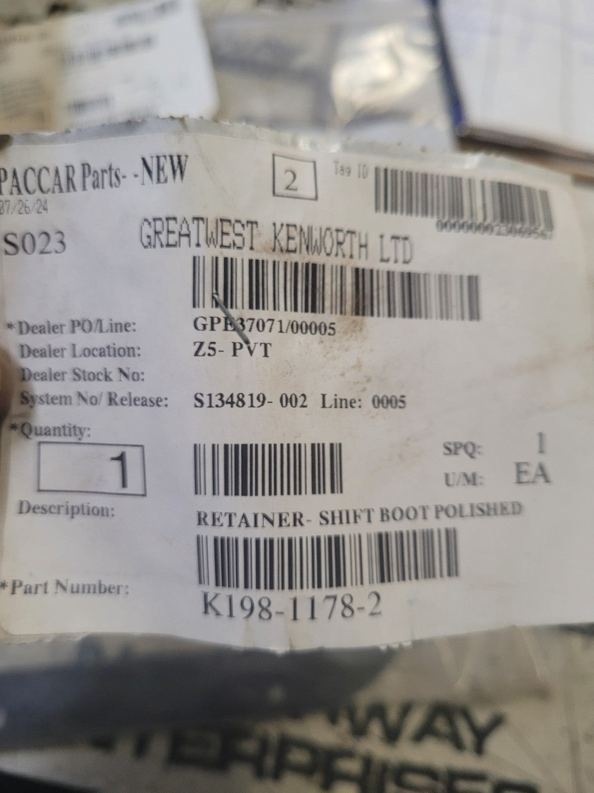 KENWORTH K198-1178-2 Shift Boot Retainer, Polished