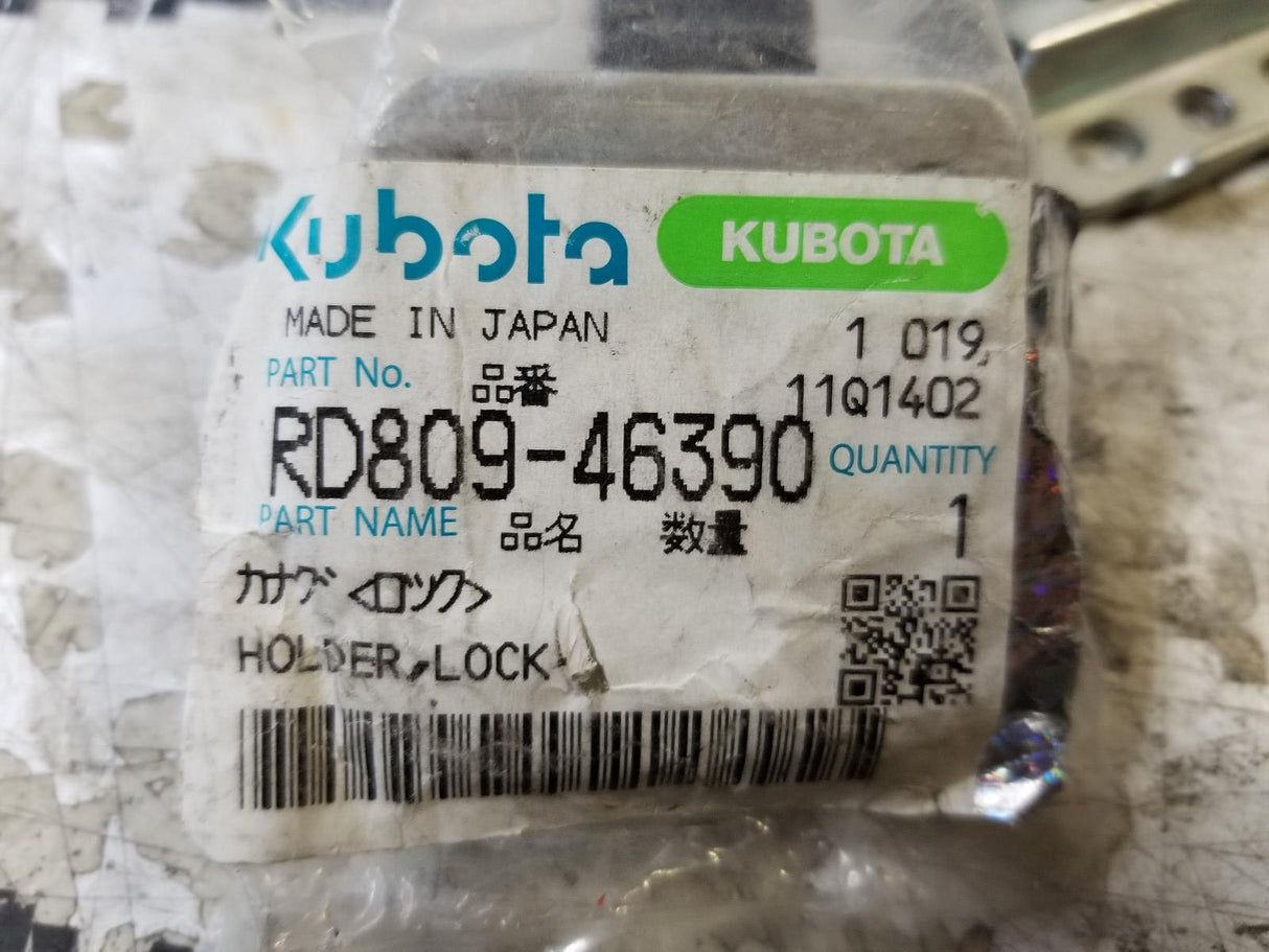 RD809-46390 HOLDER LOCK STRIKER