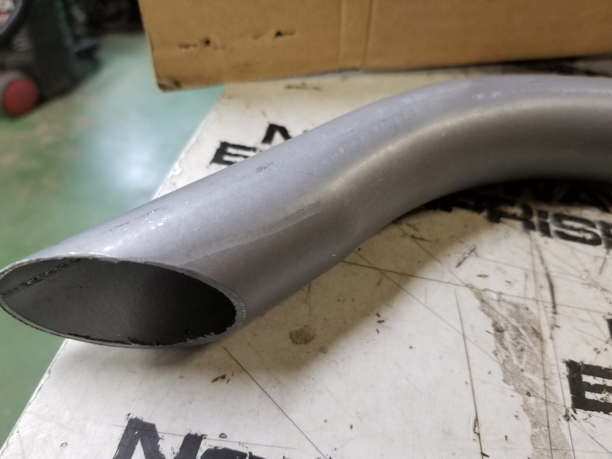 A-EE11 2 Stanley 4'' x 20-1/2'' Curved Exhaust Extension