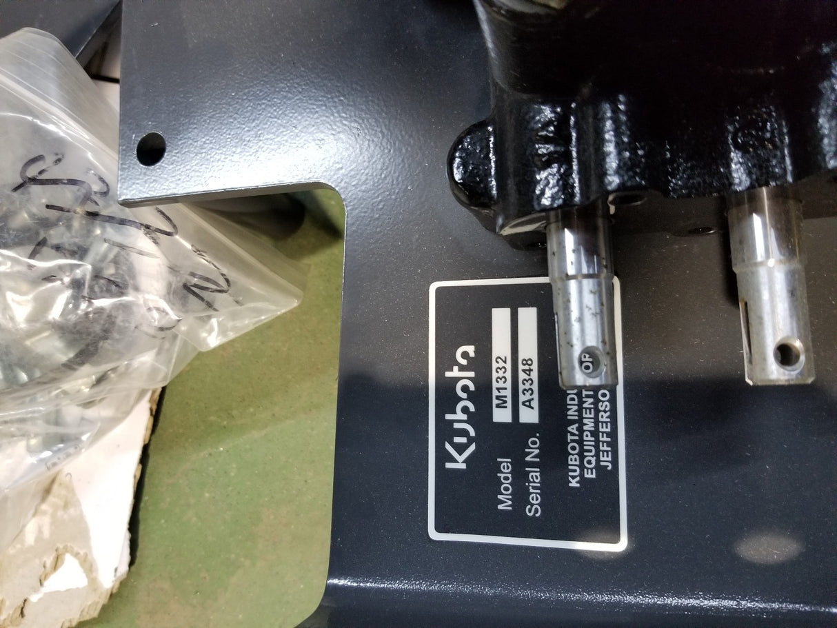 M1332 KUBOTA HYDRAULIC KIT